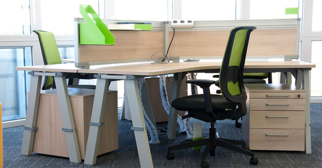 Grommet Placement Banner